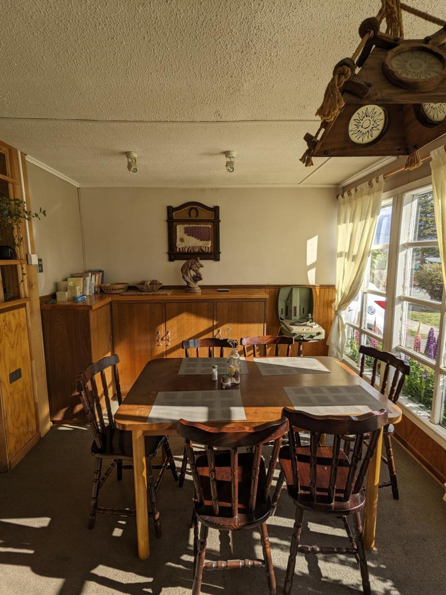 Big Bang Patagonia - Traveler Assistance Bed and Breakfast Puerto Natales Buitenkant foto