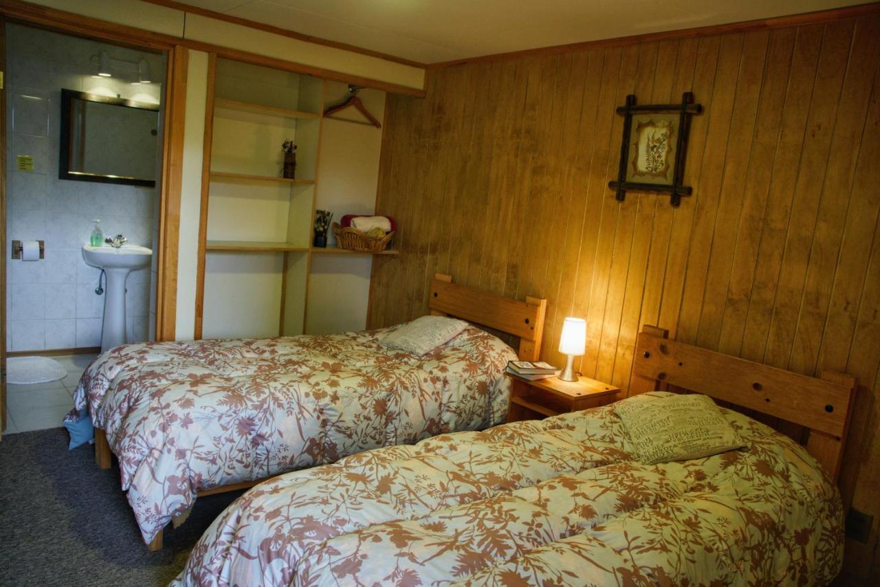 Big Bang Patagonia - Traveler Assistance Bed and Breakfast Puerto Natales Buitenkant foto
